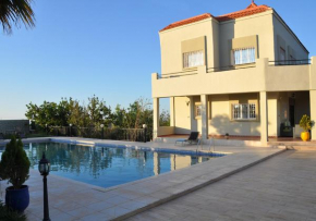 Vila Haja - Beautiful Farmhouse with a Private Pool!